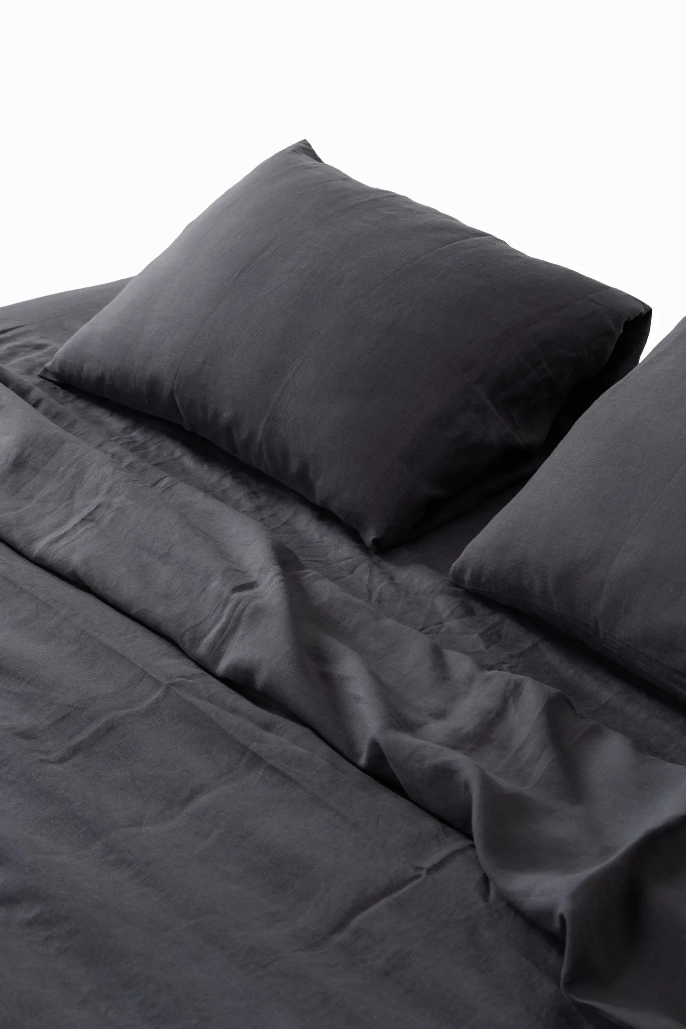 Charcoal Linen Bedding Set (4 pcs)