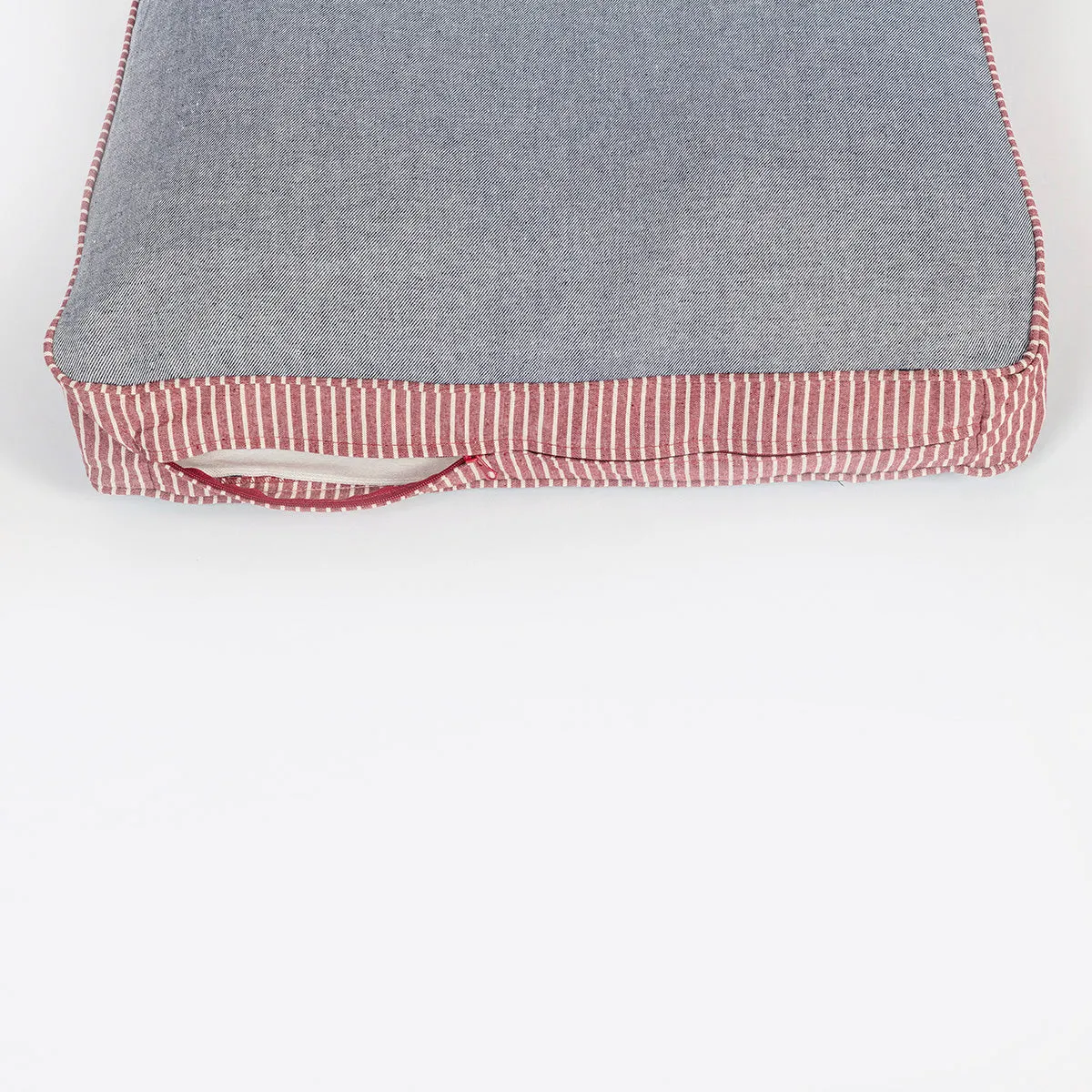 Danish Design Maritime Red Danish Design Box Dog Duvets