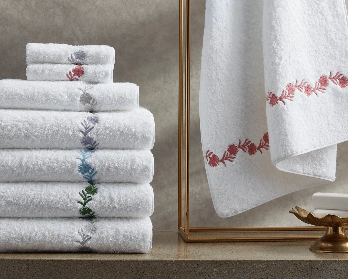 Daphne Towel | Hand Towel