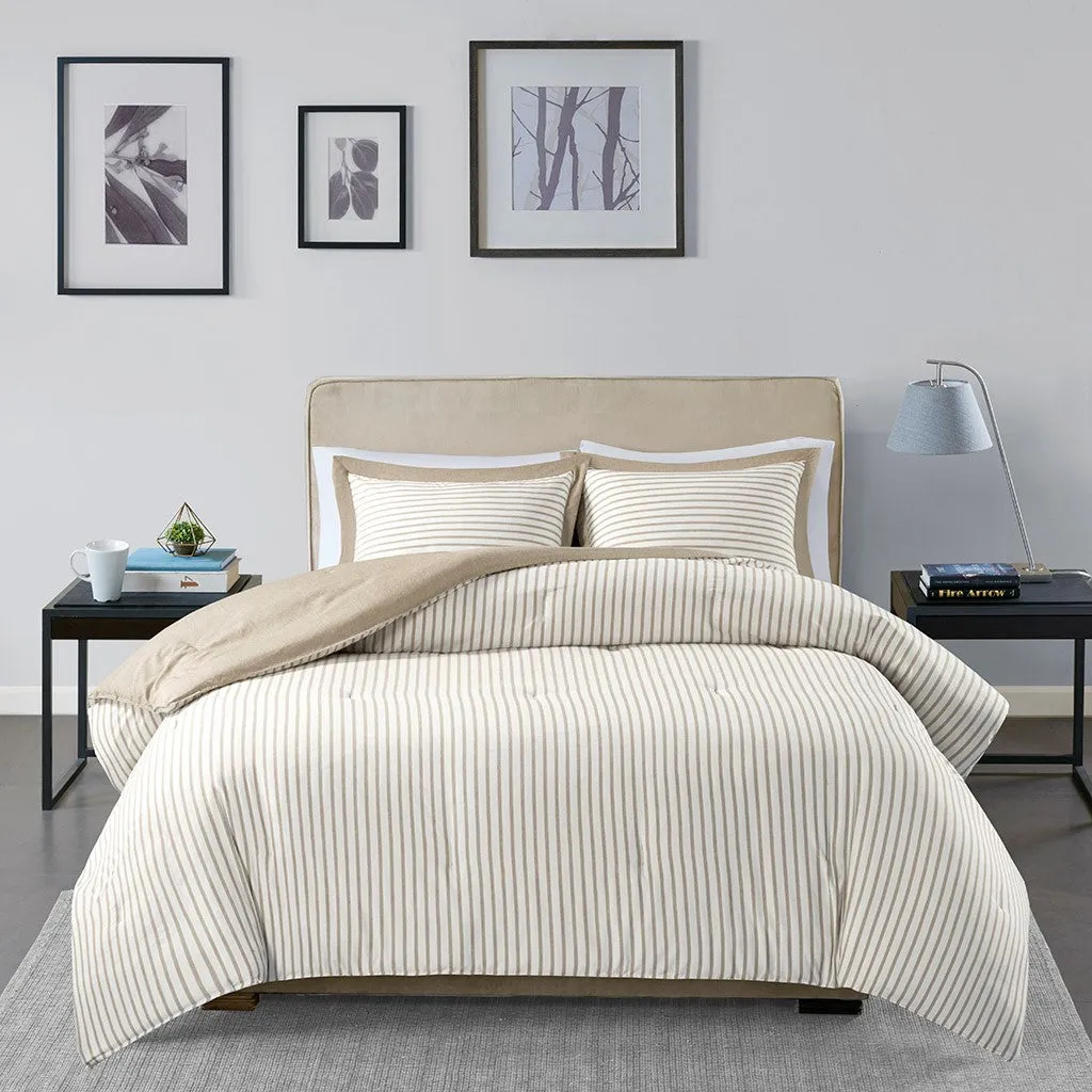 Hayden Reversible Yarn Dyed Down Alternative Comforter Set by Madison park Essentials