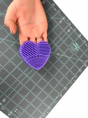 Heart-Shaped Mat Cleaning Pad