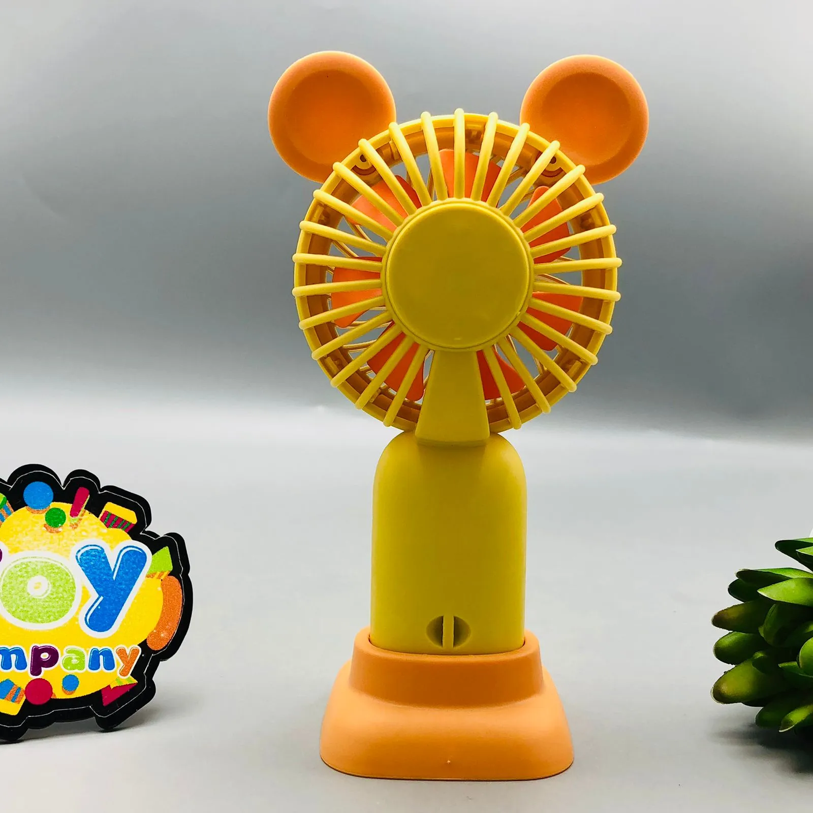 Mini Rechargeable Adorable Design Fan With Mobile Phone Bracket