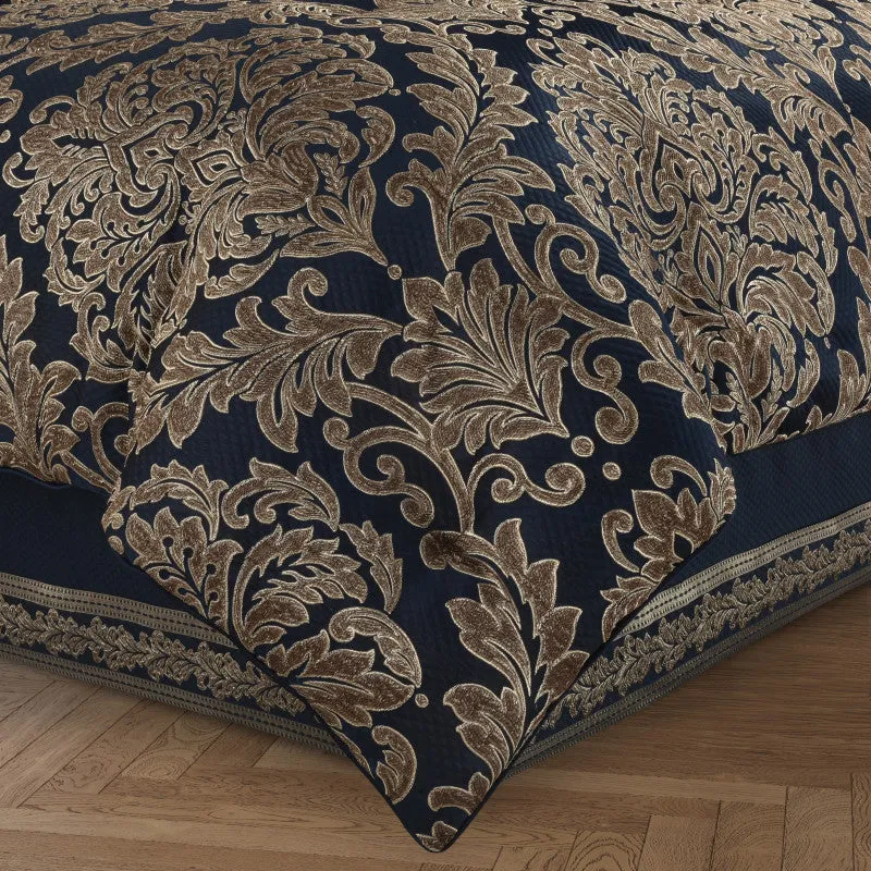 Monte Carlo Comforter Set