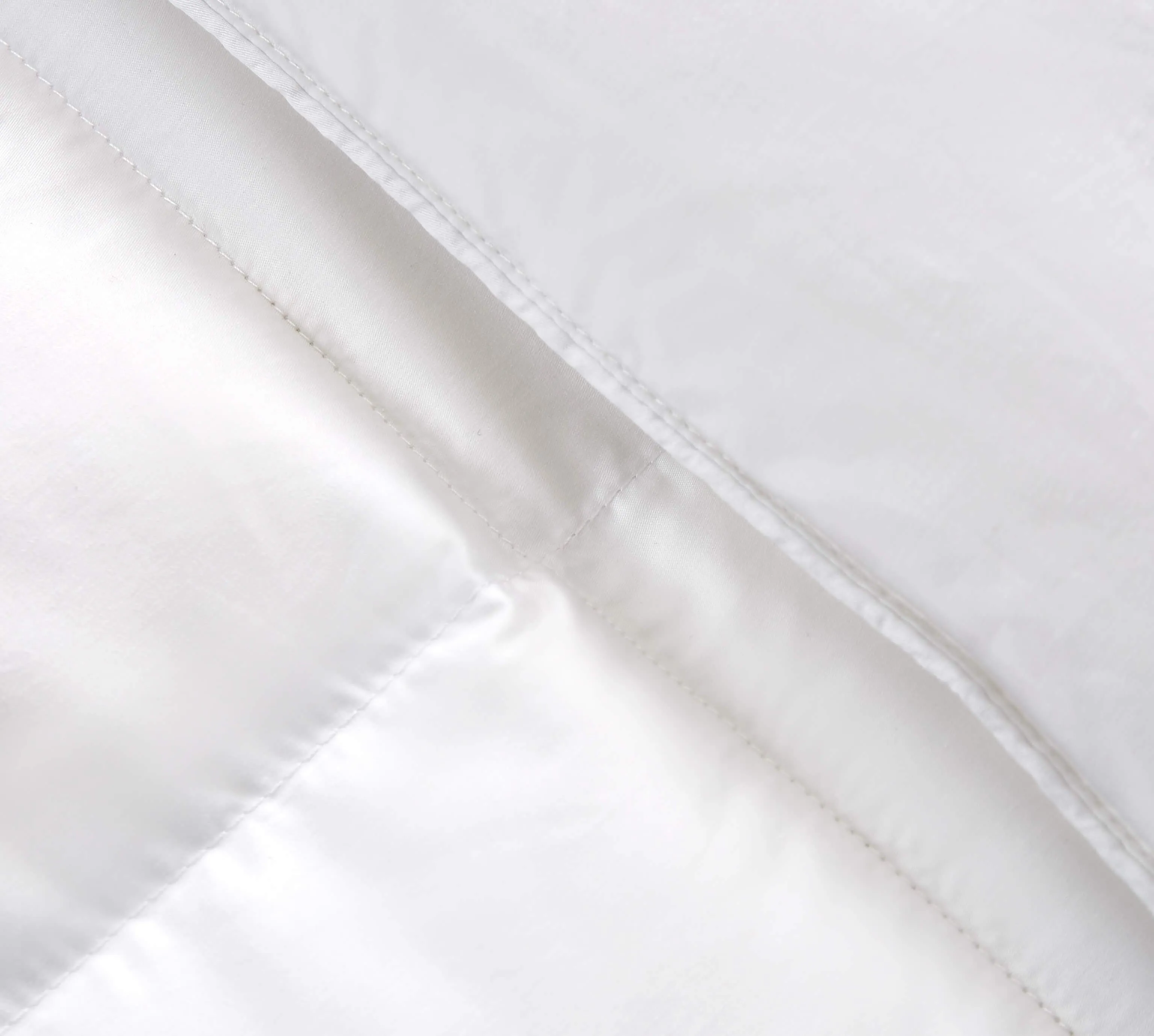 Serta All Season White Down Fiber Comforter Medium Warmth