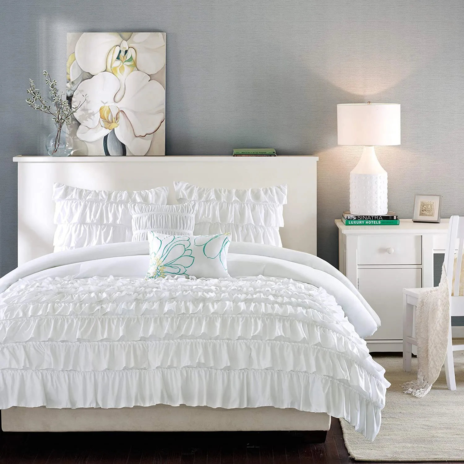 The Waterfall White Bed Set